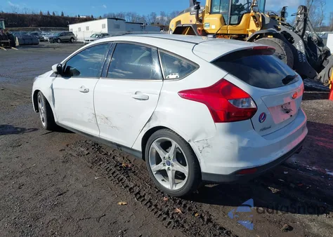 2014 Ford Focus Se from USA, damaged, VIN 1FADP3K21EL114386